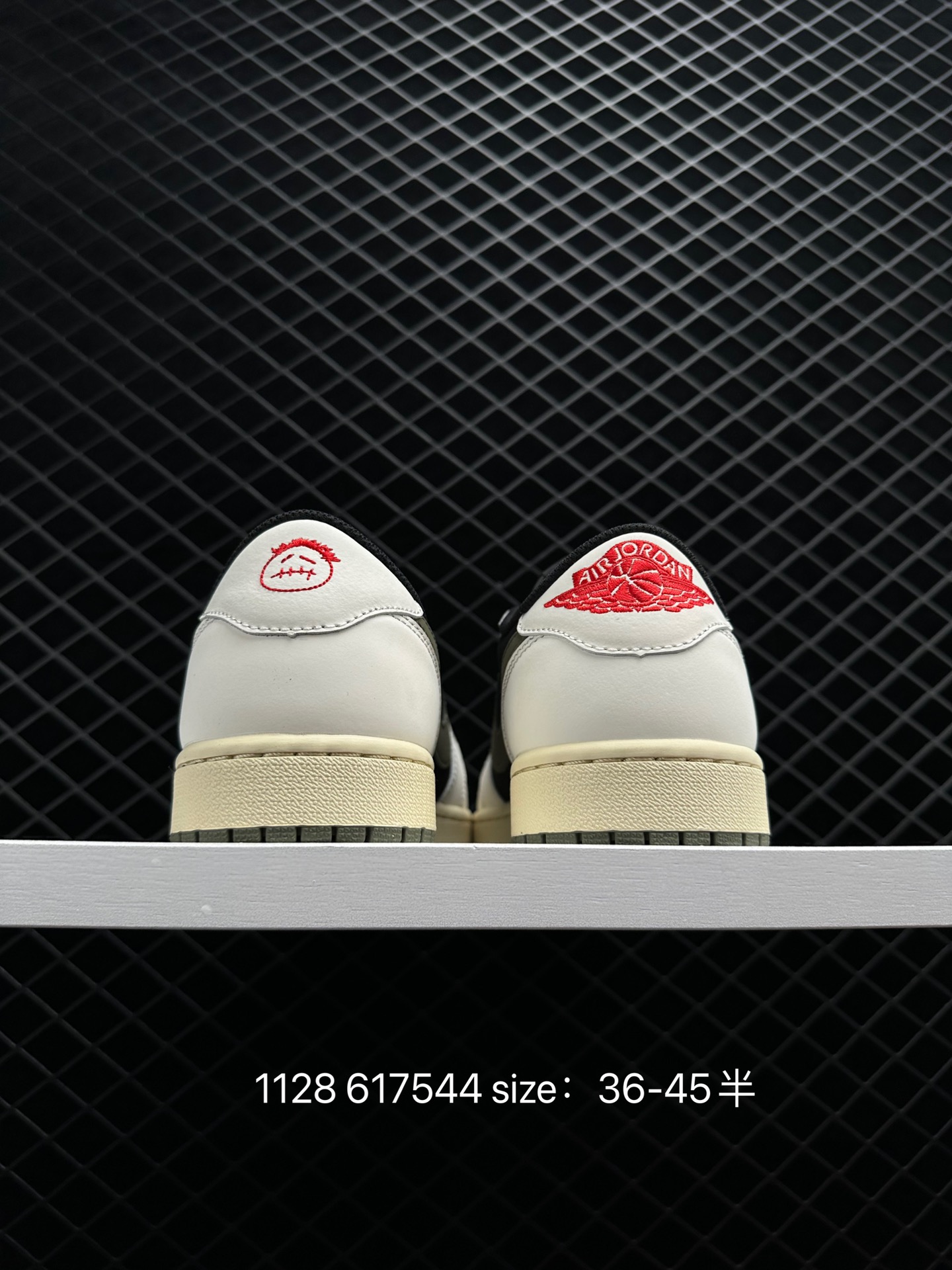 Travis Scott x Fragment x Air Jordan 1 Low“Military Blue”